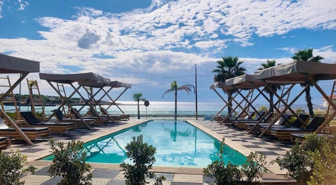 Jonium Hotel - Amazing Sea View And Swimming Pool 풀사노 외부 사진