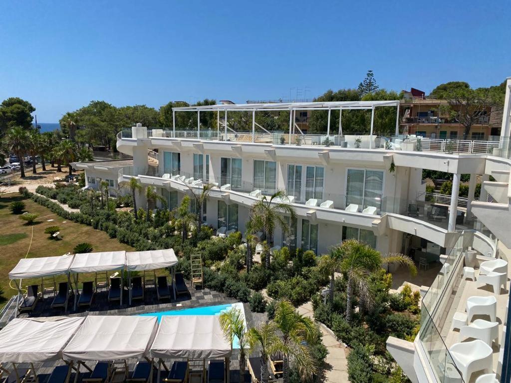 Jonium Hotel - Amazing Sea View And Swimming Pool 풀사노 외부 사진