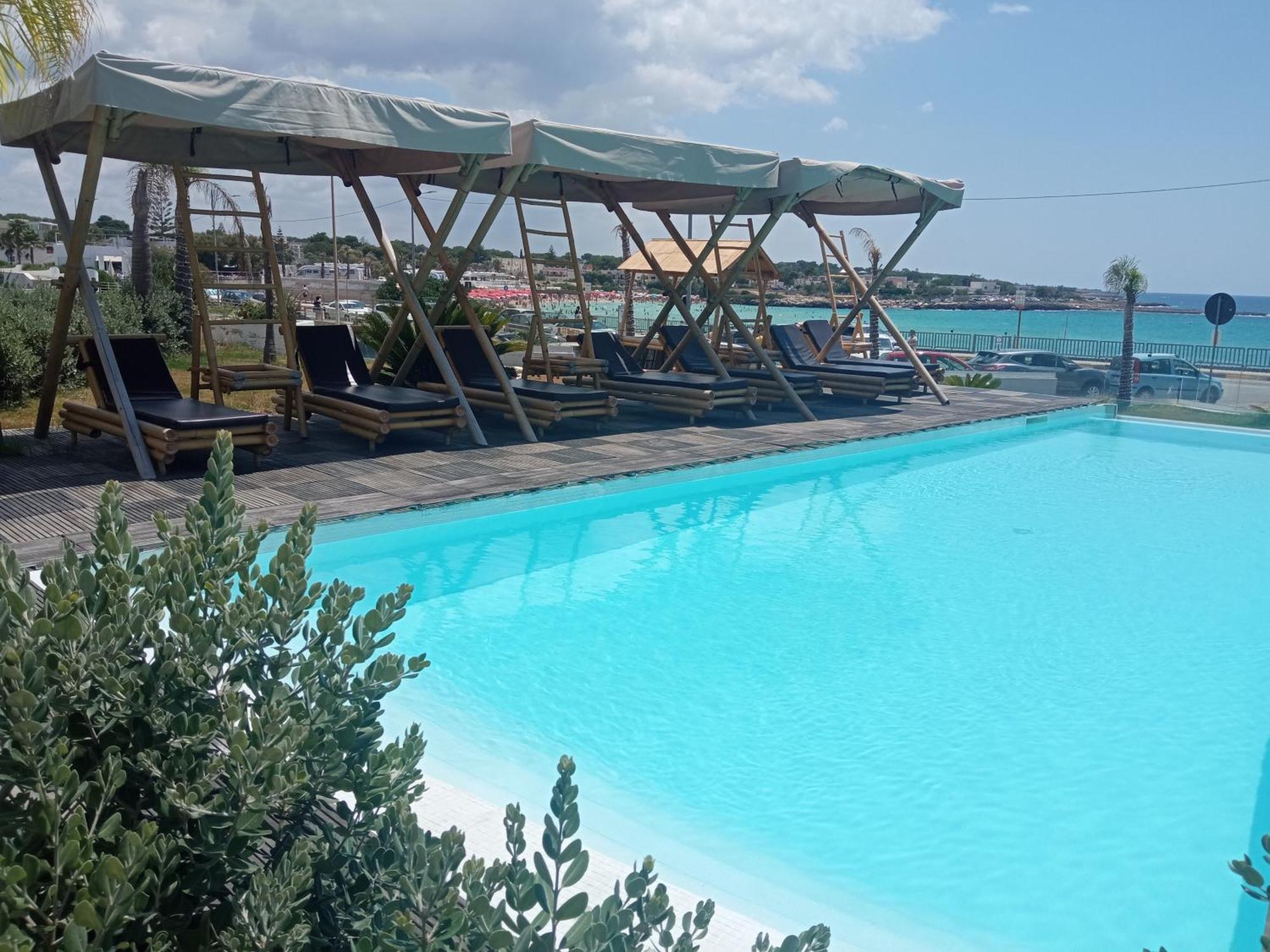 Jonium Hotel - Amazing Sea View And Swimming Pool 풀사노 외부 사진