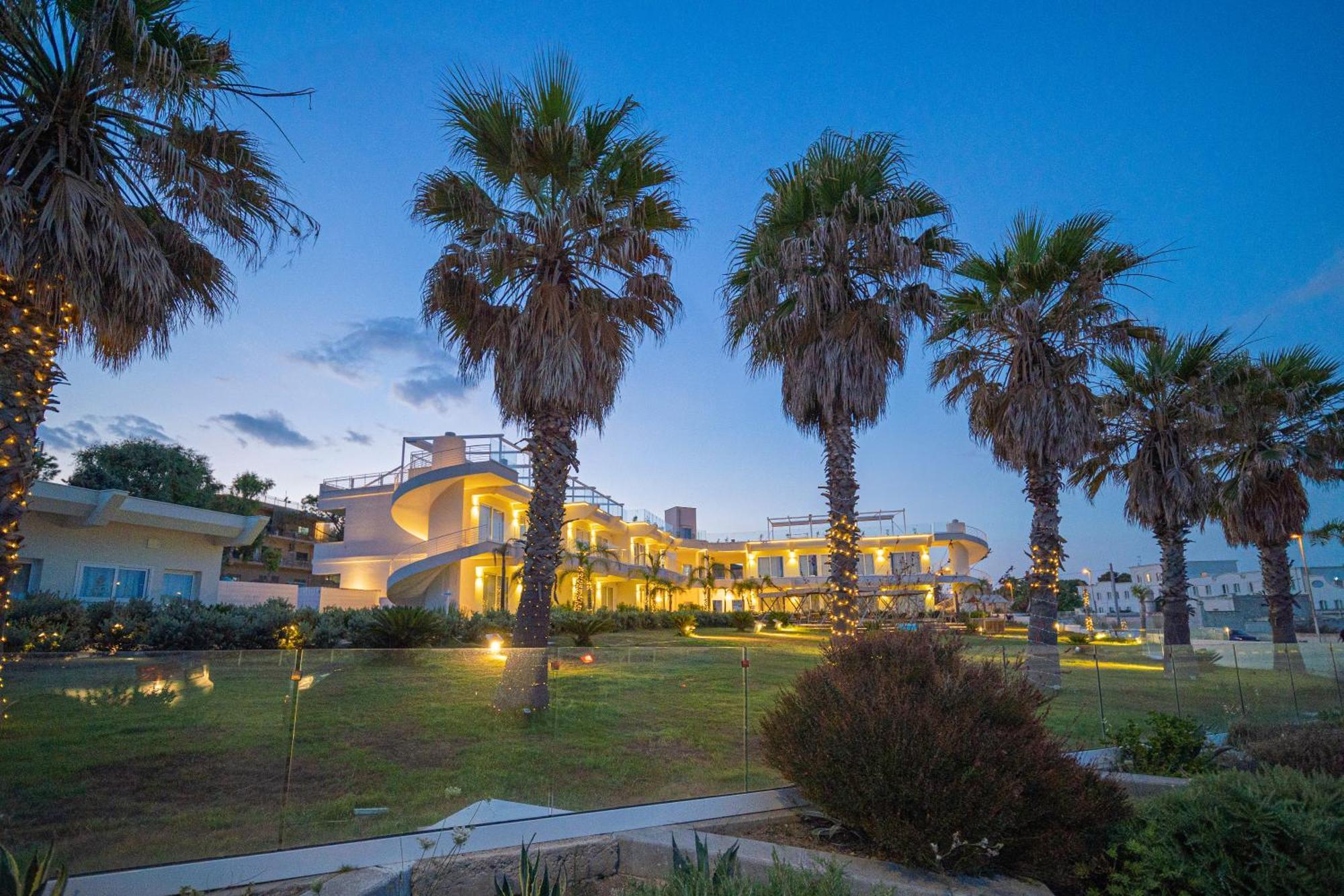 Jonium Hotel - Amazing Sea View And Swimming Pool 풀사노 외부 사진