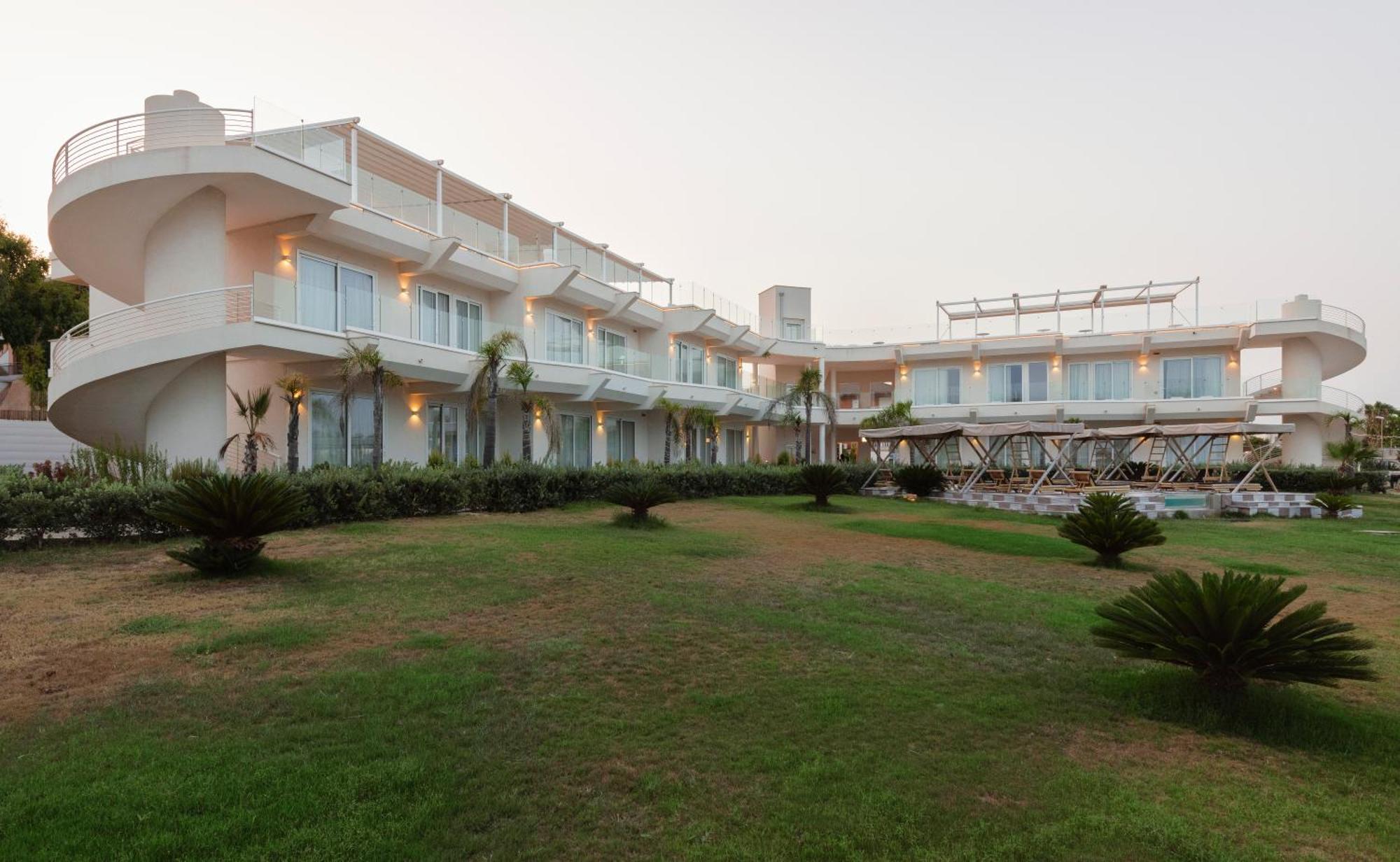 Jonium Hotel - Amazing Sea View And Swimming Pool 풀사노 외부 사진